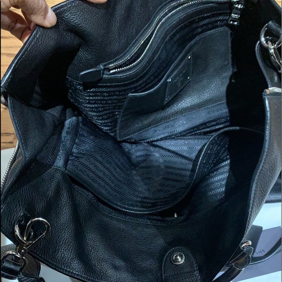 PRADA Leather Bag - Picture 5 of 8